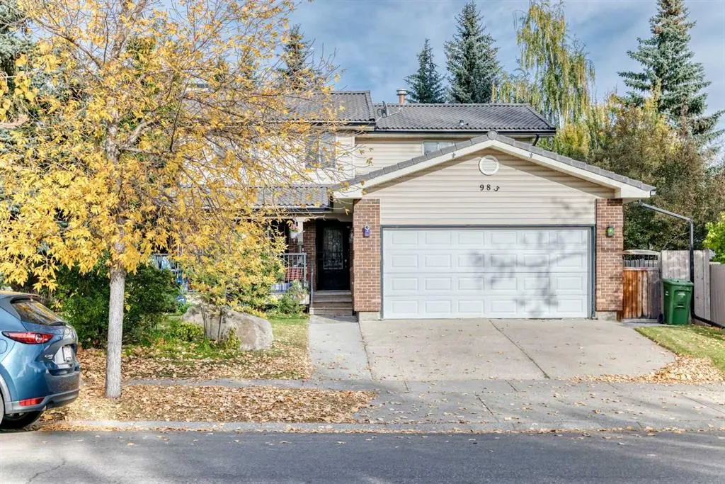 983 Woodbine Boulevard SW