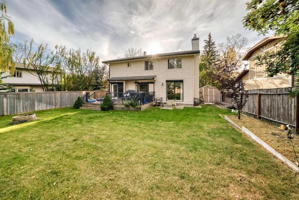 983 Woodbine Boulevard SW