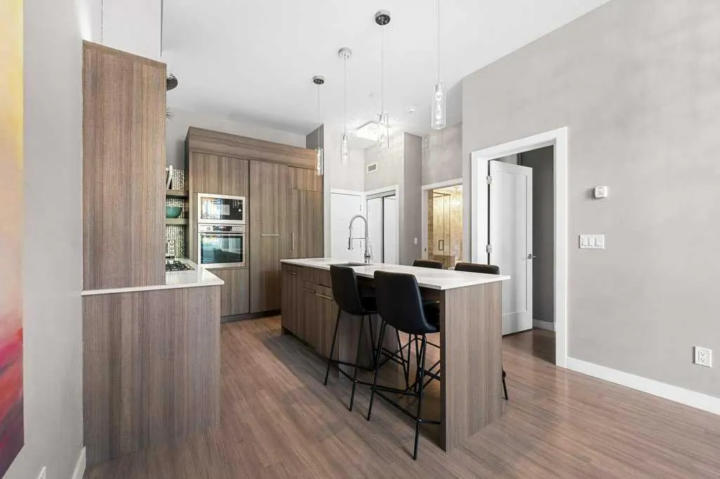 119 19 Street NW, #105