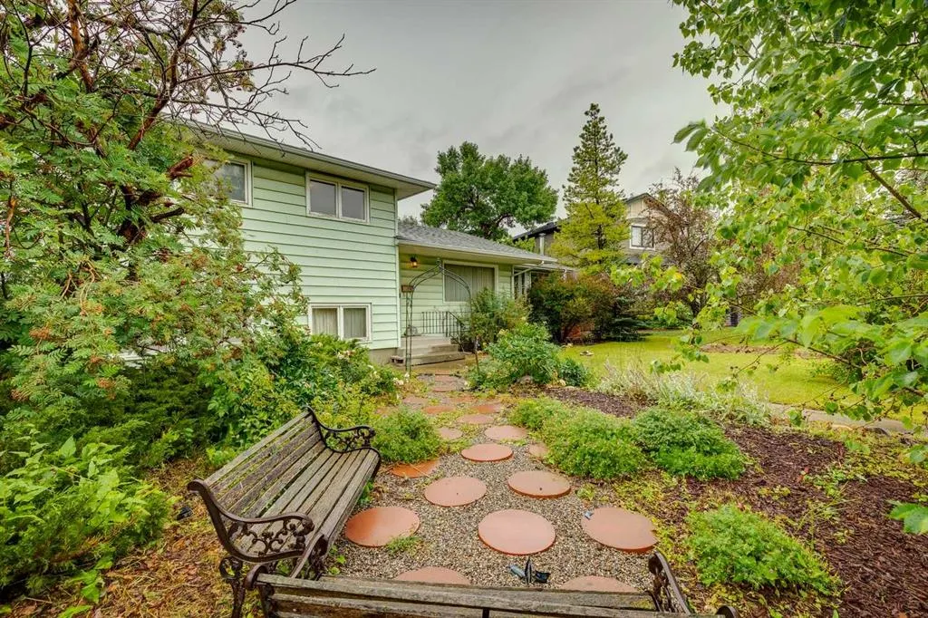 27 Winchester Crescent SW