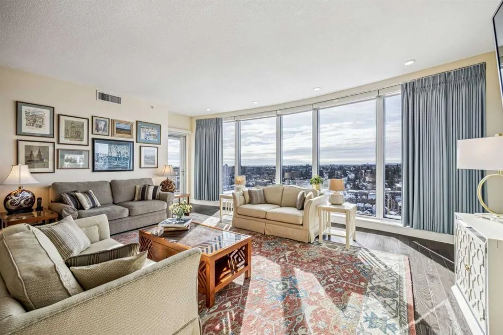 817 15 Avenue SW, #2002