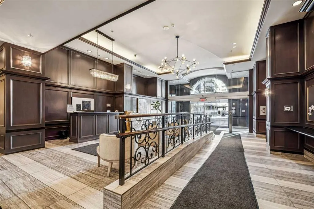 817 15 Avenue SW, #2002