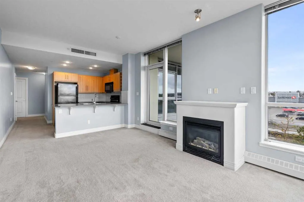 55 Spruce Place SW, #407