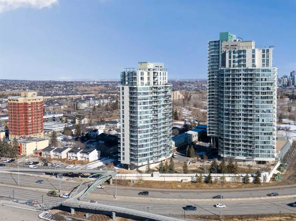 55 Spruce Place SW, #407