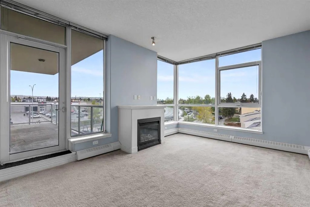 55 Spruce Place SW, #407