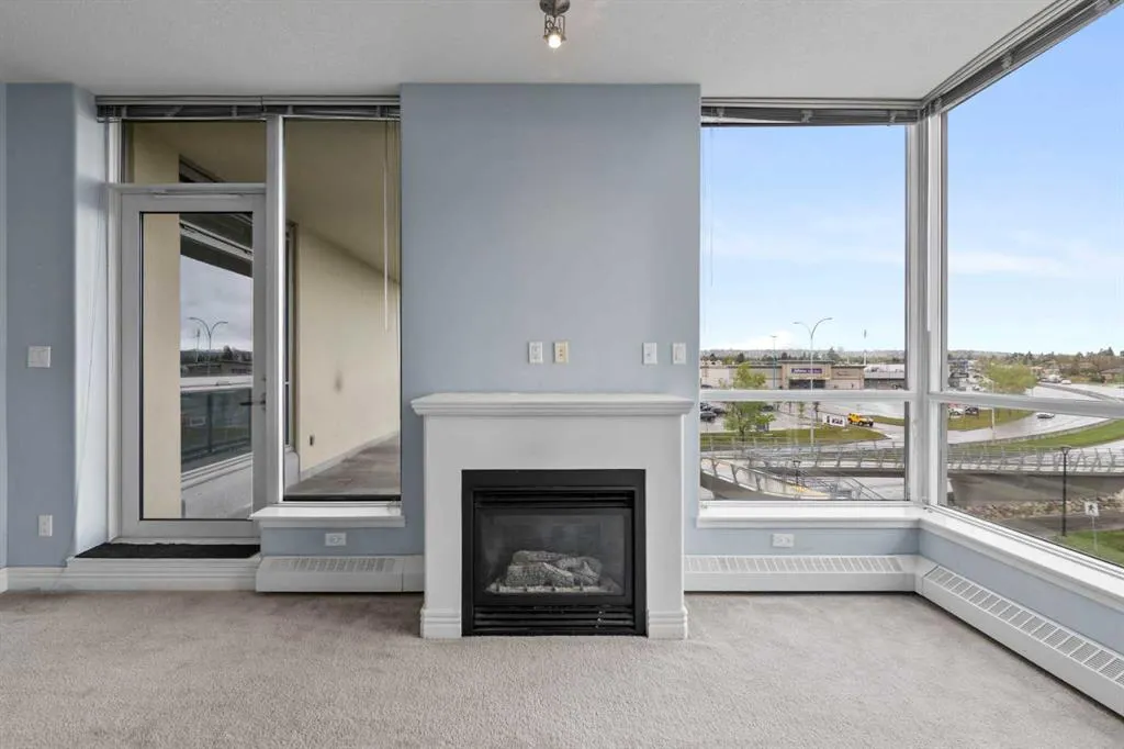 55 Spruce Place SW, #407