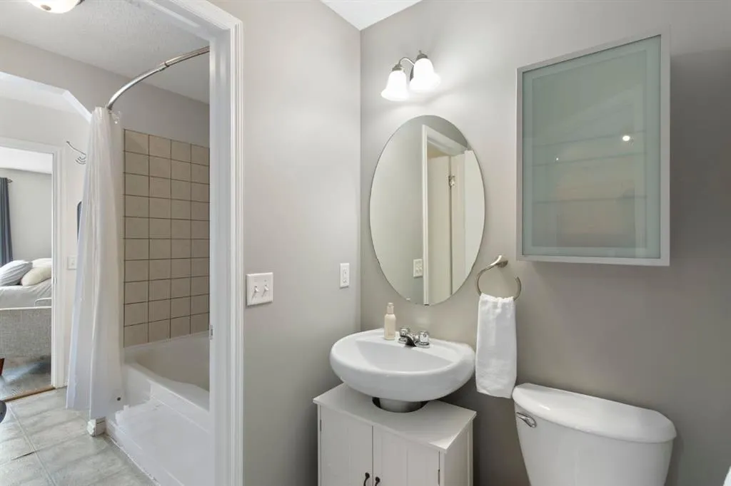96 Prestwick Heights SE