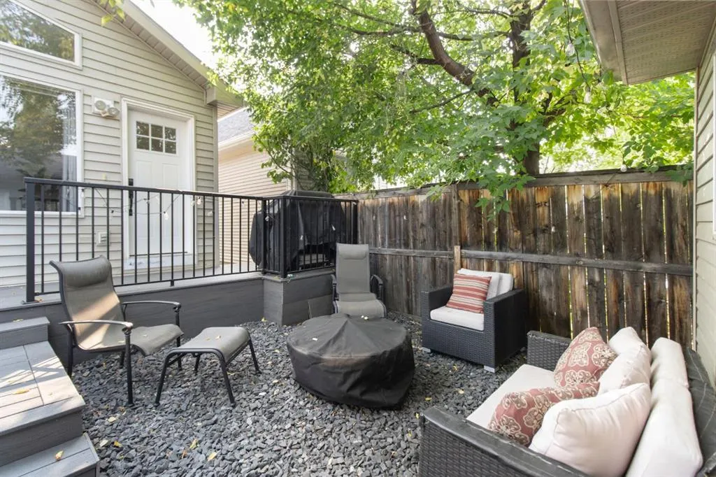96 Prestwick Heights SE