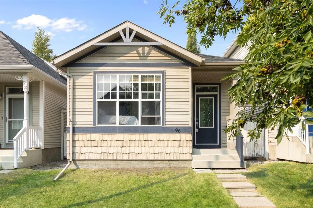 96 Prestwick Heights SE
