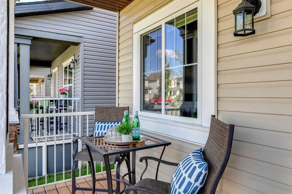 151 Copperpond Square SE