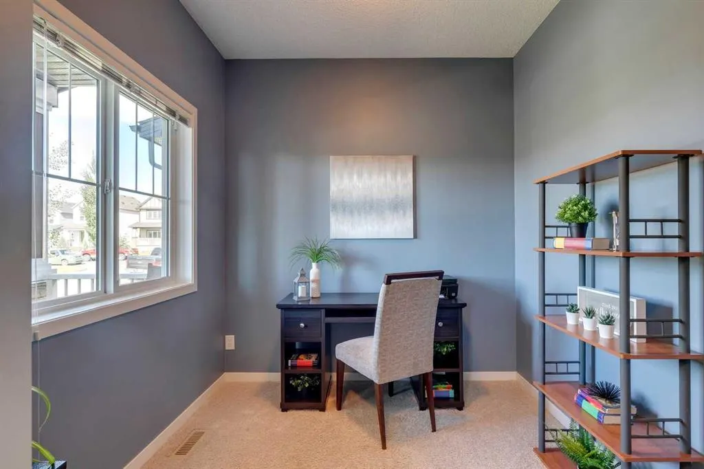 151 Copperpond Square SE