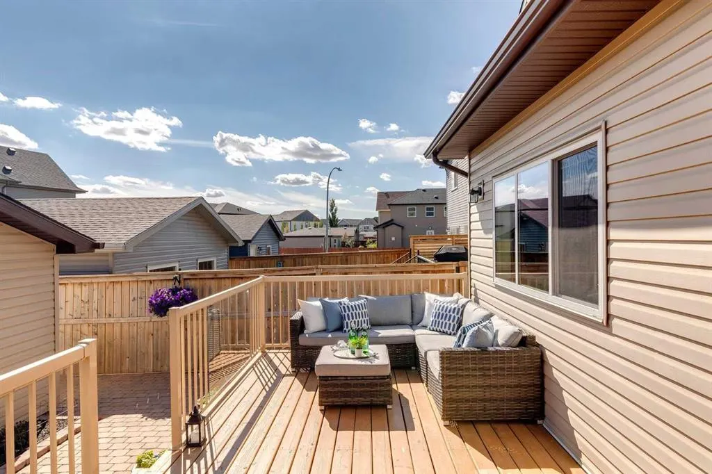 151 Copperpond Square SE