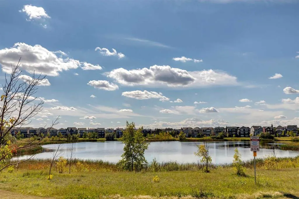 151 Copperpond Square SE