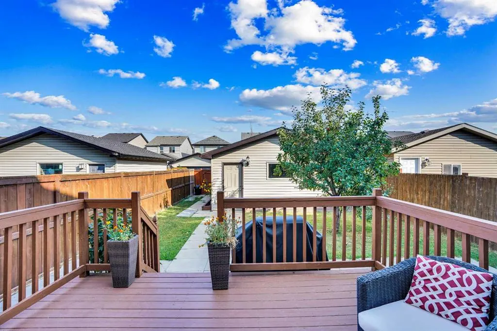 34 Skyview Springs Rise NE