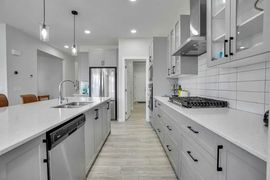 15 Midgrove Drive SW