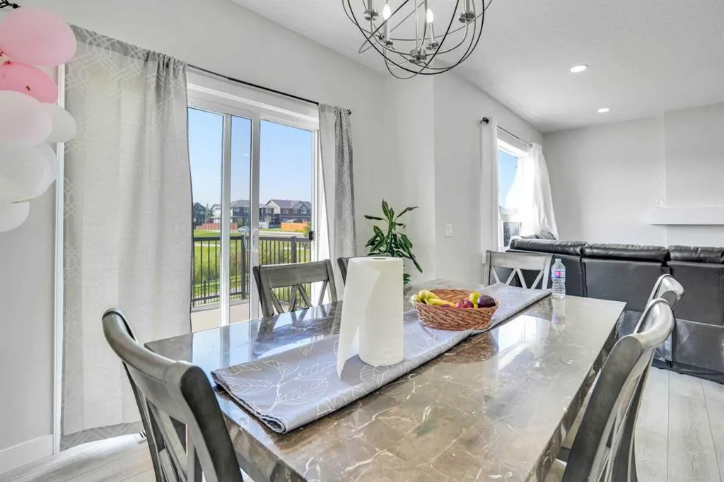 15 Midgrove Drive SW