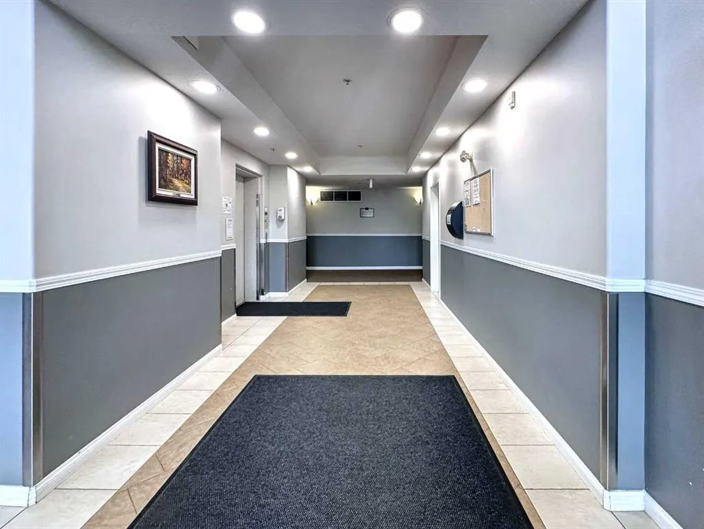 290 Plamondon, #302