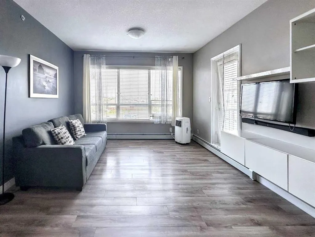 290 Plamondon, #302