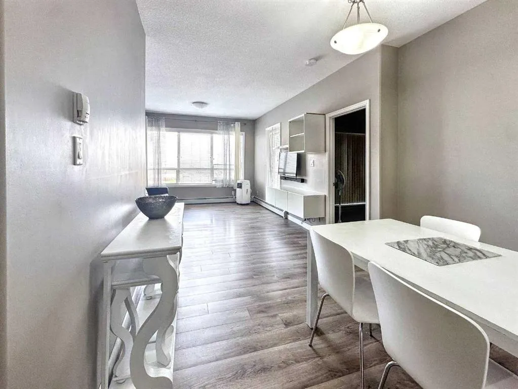 290 Plamondon, #302