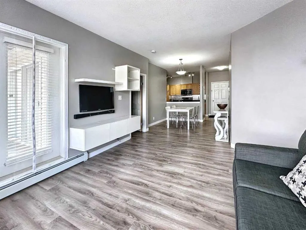 290 Plamondon, #302