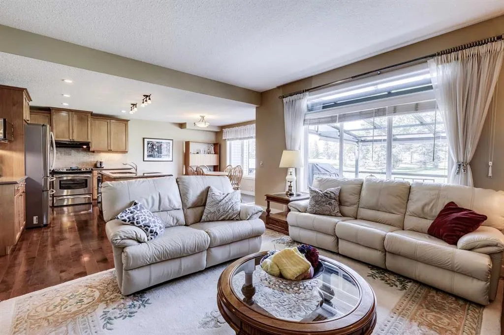 307 Crystal Green Rise