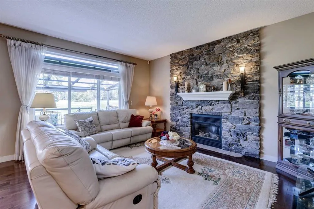307 Crystal Green Rise