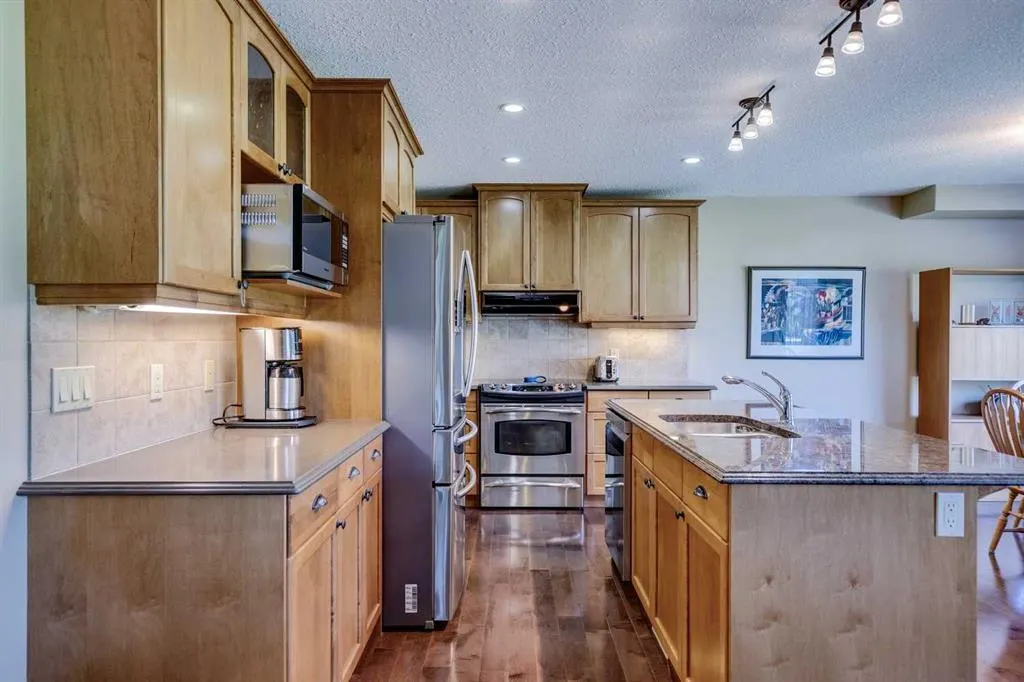 307 Crystal Green Rise