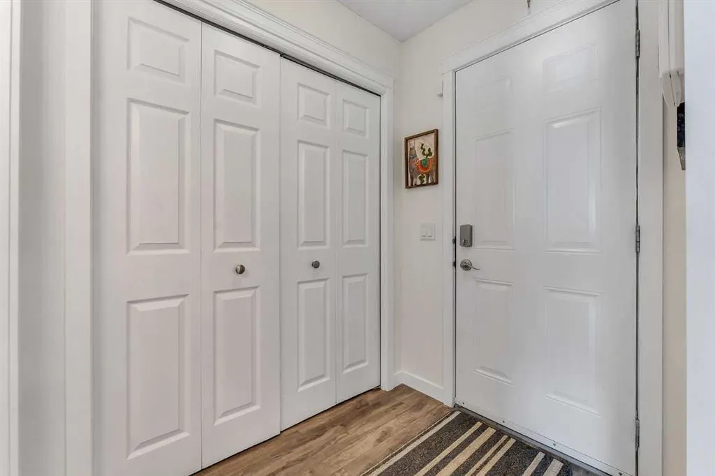 270 Sagewood Gardens SW