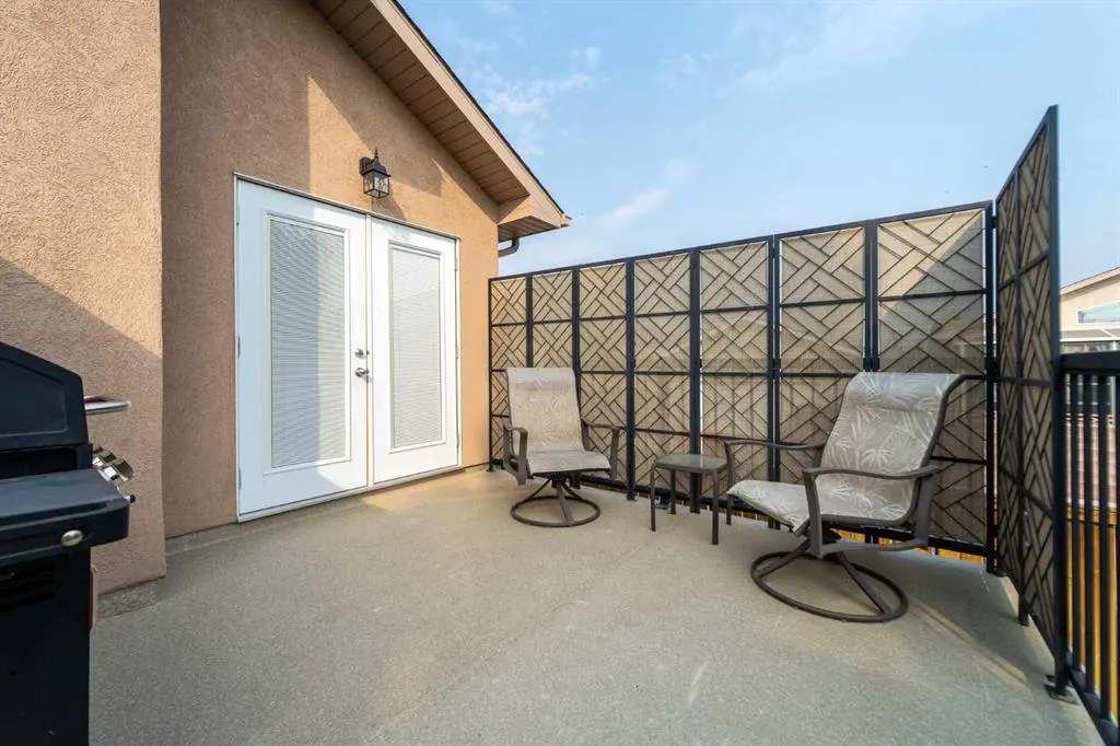 189 Grizzly Terrace N