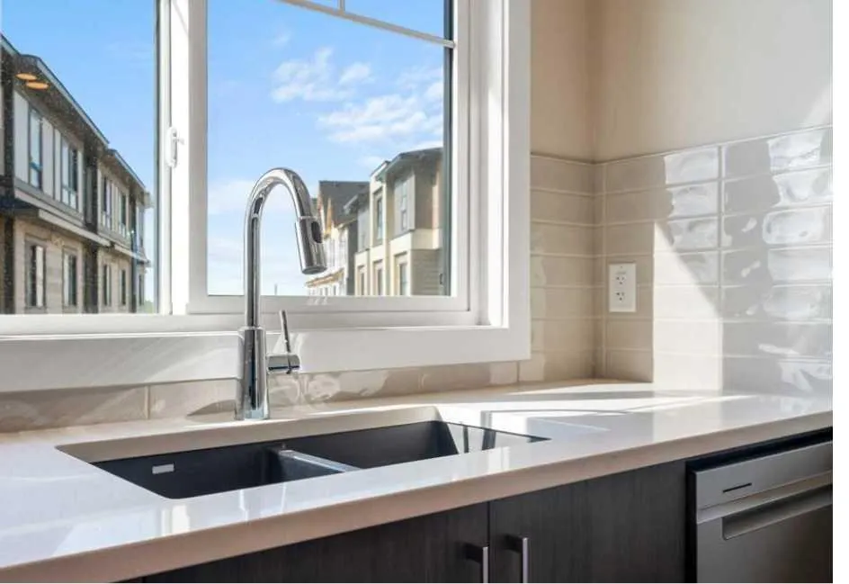 285 Chelsea Court, #72