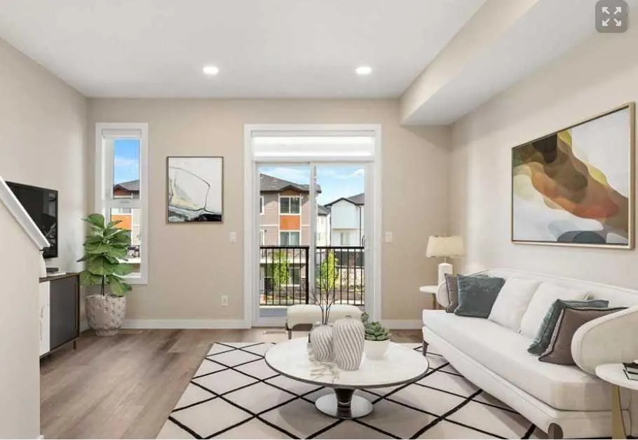 285 Chelsea Court, #72