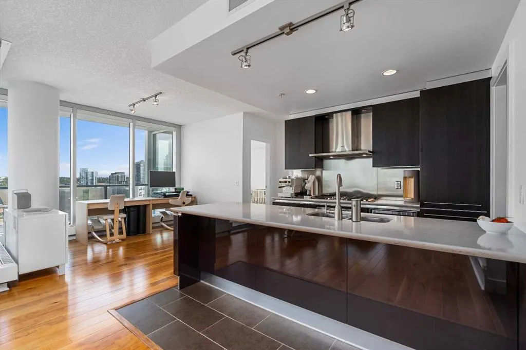 433 11 Avenue SE, #1506