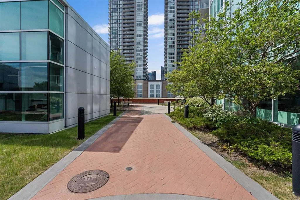 433 11 Avenue SE, #1506