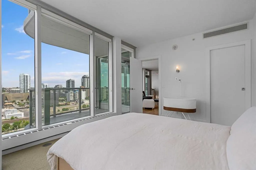 433 11 Avenue SE, #1506