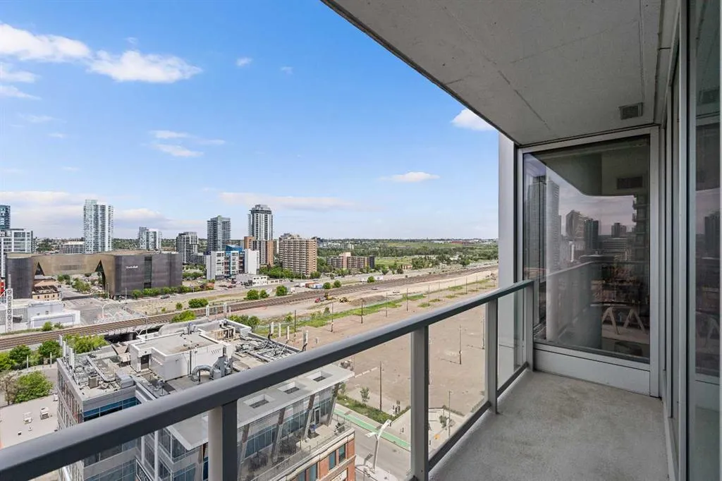433 11 Avenue SE, #1506