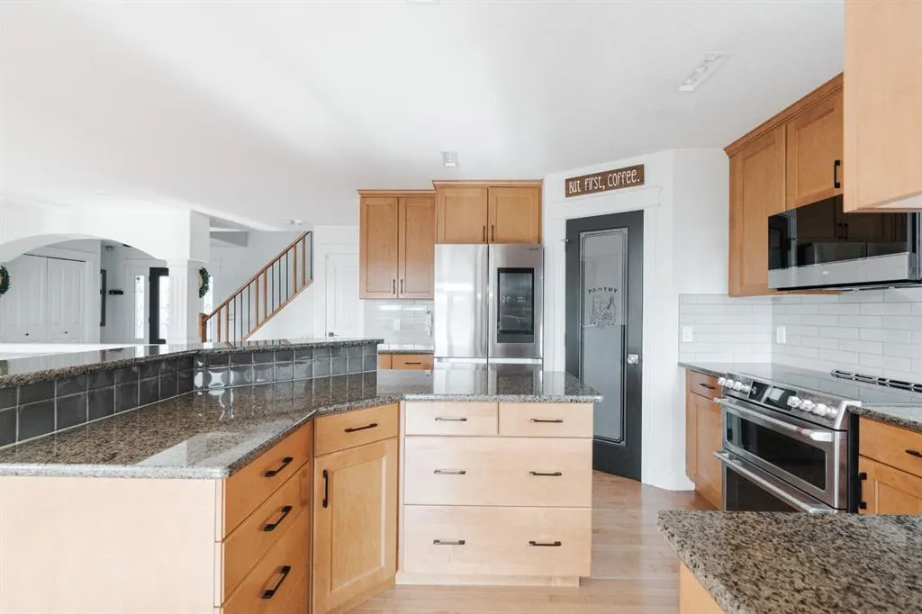 223 Rattlepan Creek Crescent