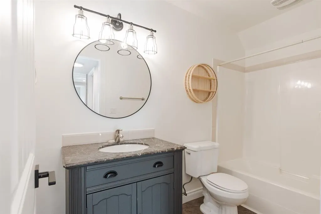 223 Rattlepan Creek Crescent