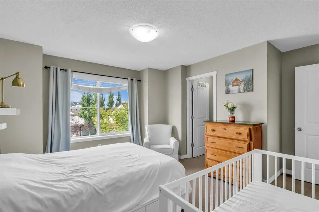 369 Copperpond Landing SE