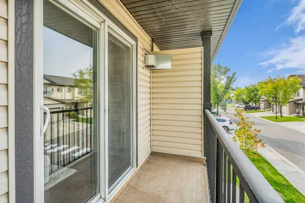 369 Copperpond Landing SE