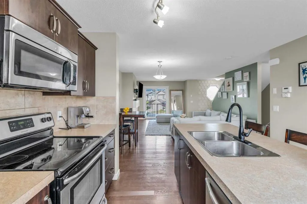 369 Copperpond Landing SE