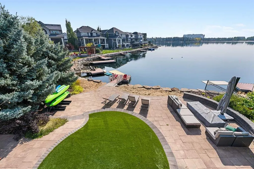 67 Auburn Sound Cove SE
