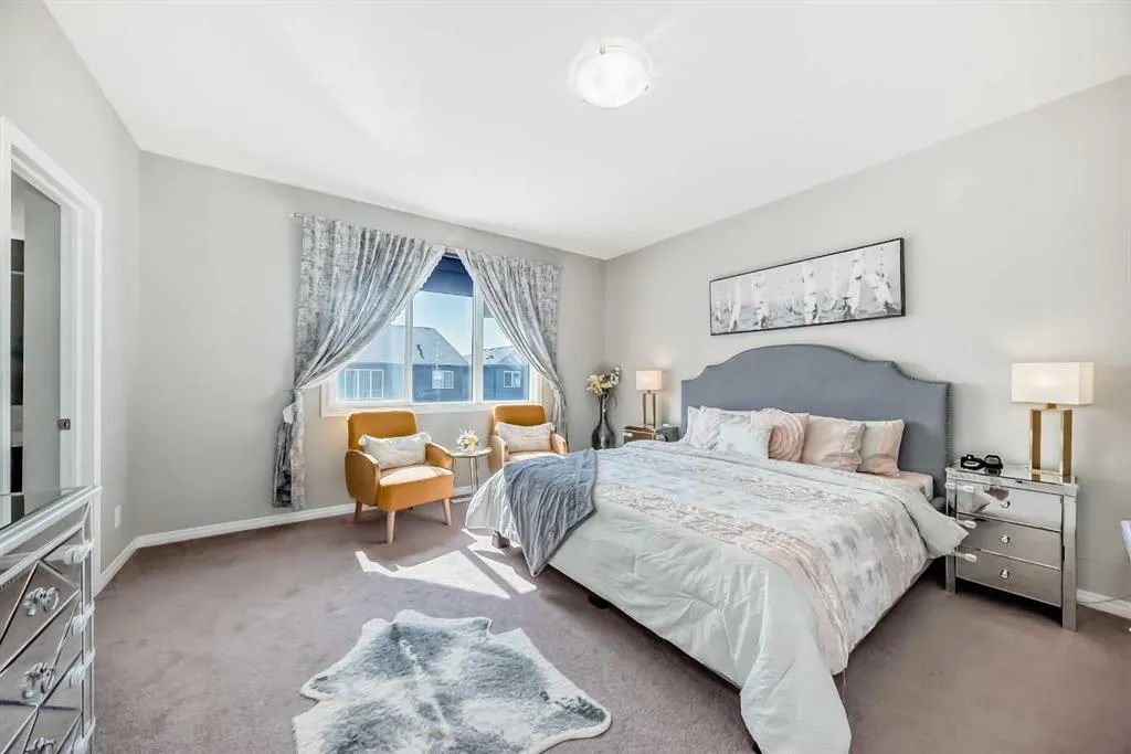37 Carrington Circle NW