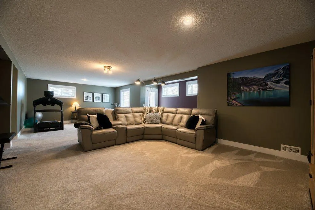 145 Lakeside Greens Place