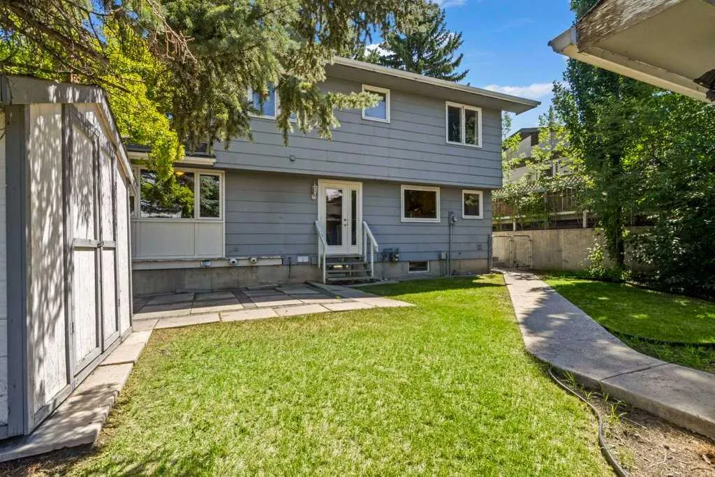 320 Parkridge Way SE