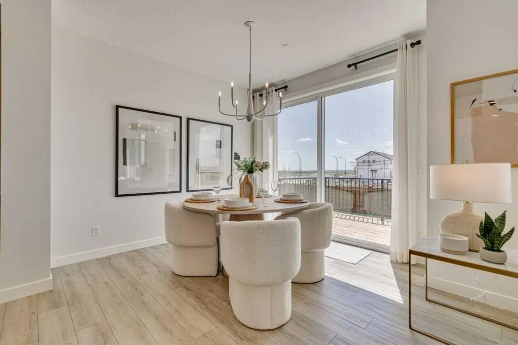 137 Versant Rise SW