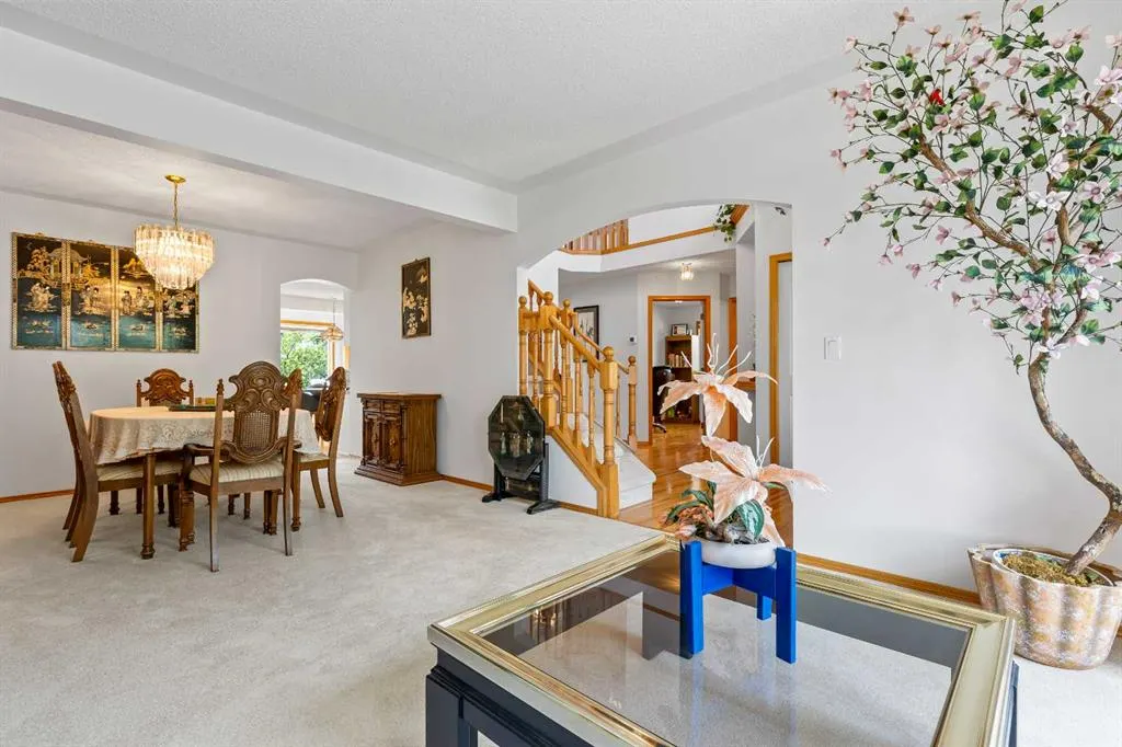 102 Hampstead Close NW