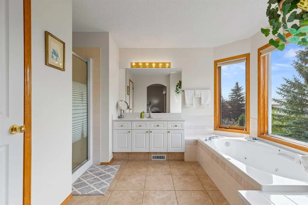 102 Hampstead Close NW