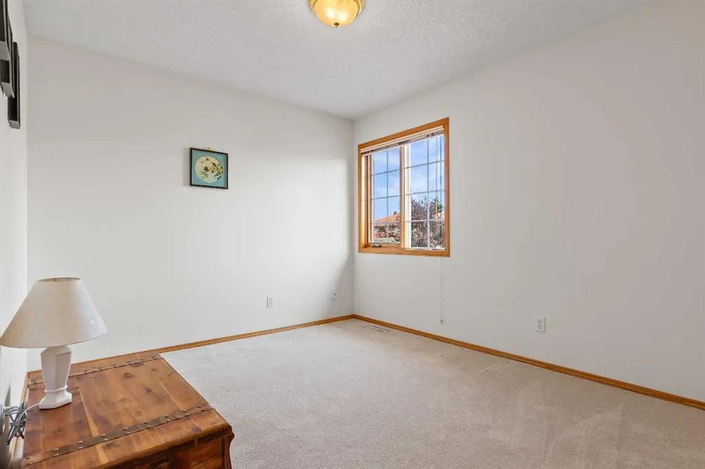 102 Hampstead Close NW