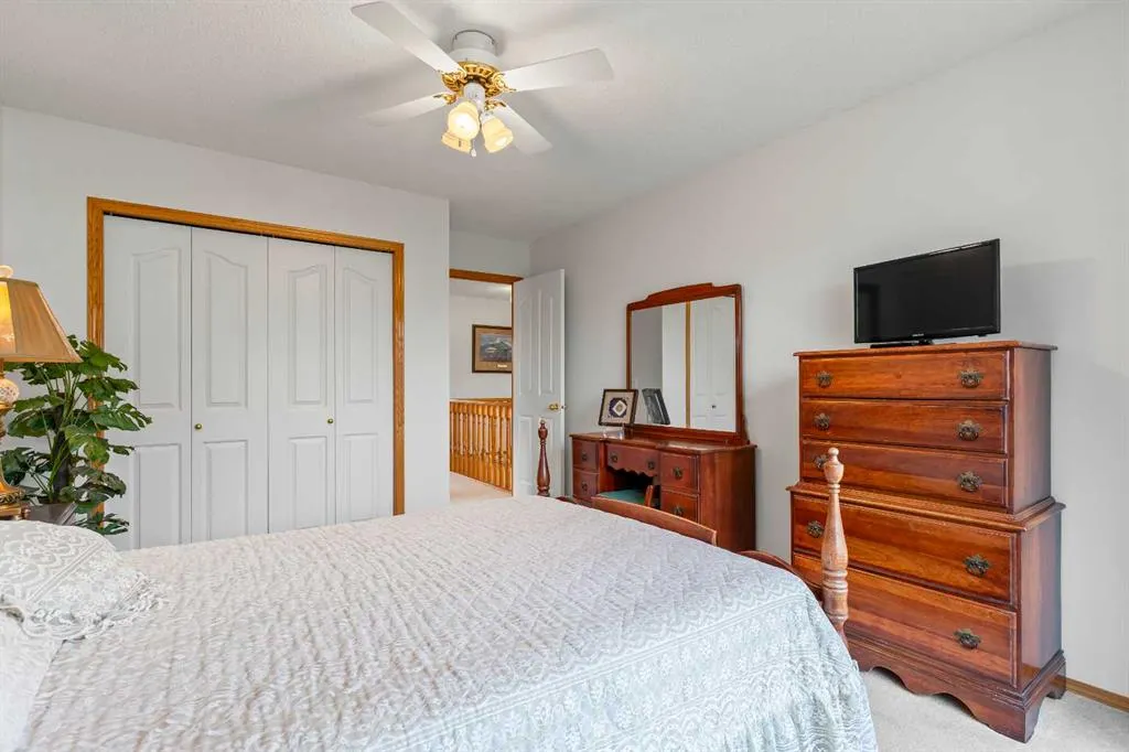 102 Hampstead Close NW