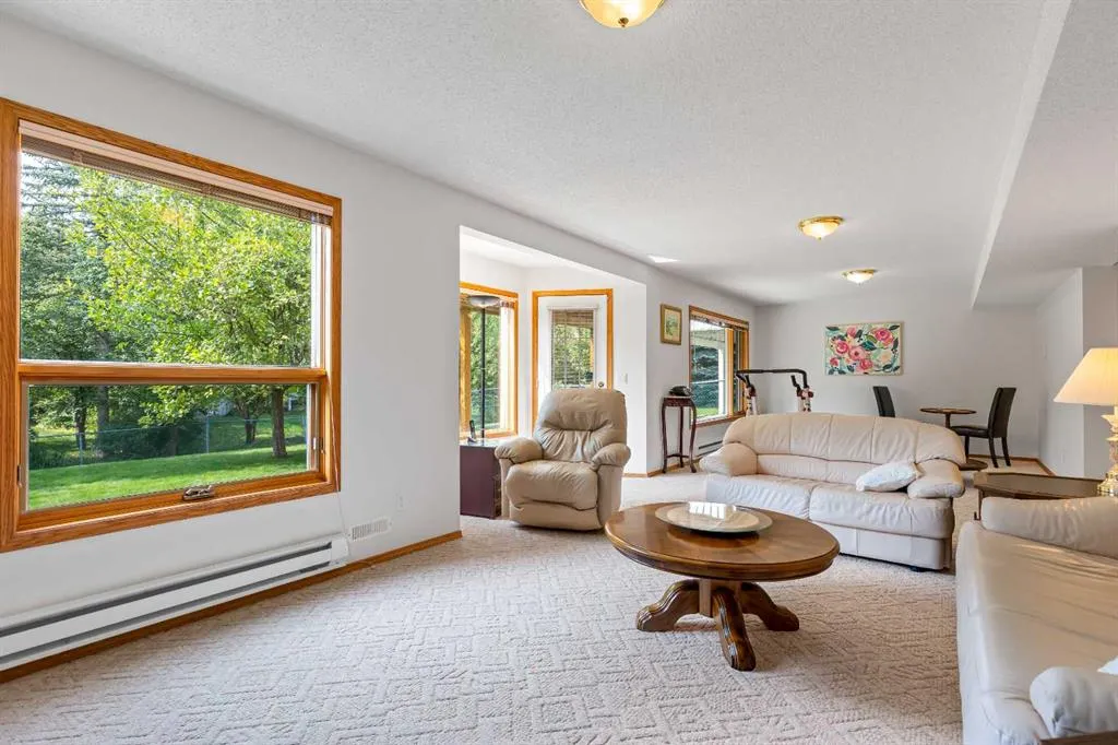 102 Hampstead Close NW